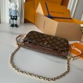 Louis Vuitton M81911 g4