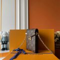 Louis Vuitton M13572 g4
