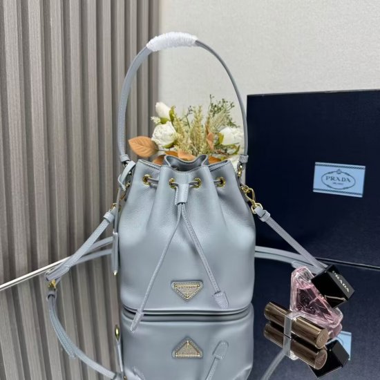 PRADA 1BE067 g1 - Haga un click en la imagen para cerrar