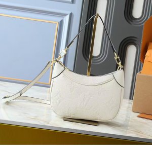 Louis Vuitton M46002 g1