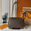 Louis Vuitton M14526 g1