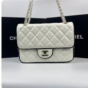 CHANEL 1028 g1