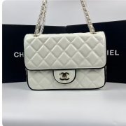 CHANEL 1028 g1