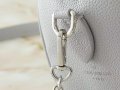 Louis Vuitton M12713 s1