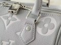 Louis Vuitton M12713 s1