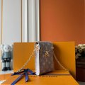 Louis Vuitton M13572 g5