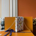 Louis Vuitton M13572 g2