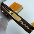 Louis Vuitton M41896