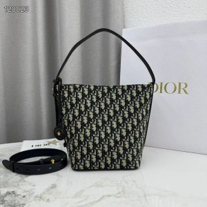 Christian Dior 120023