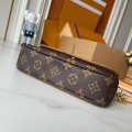 Louis Vuitton M81911 g5