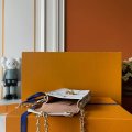 Louis Vuitton M13572 g2